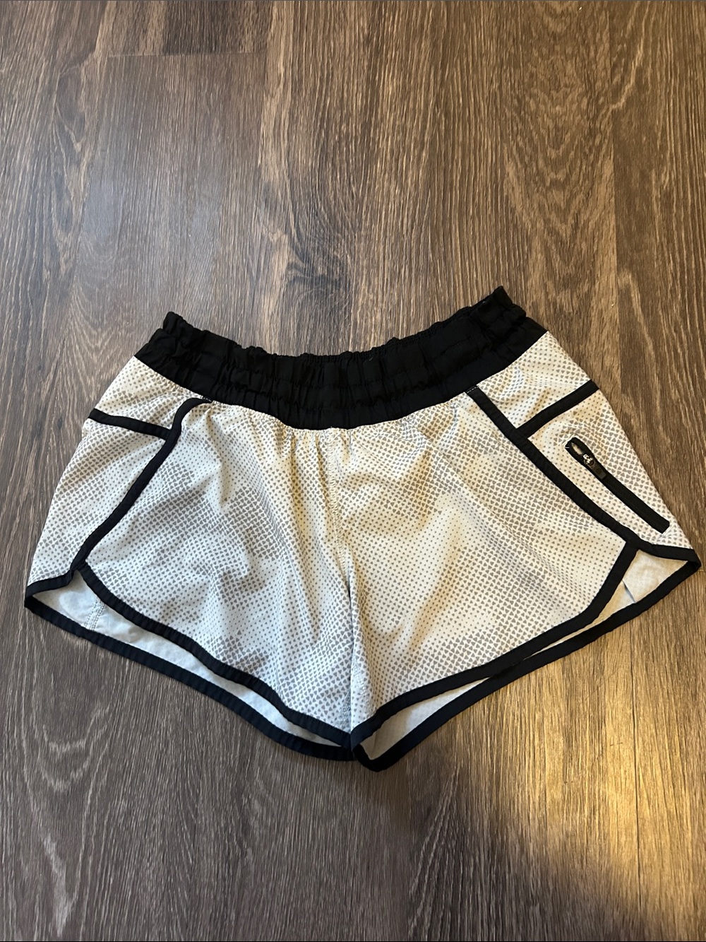 Women’s Lululemon White Athletic Shorts with Black Trim